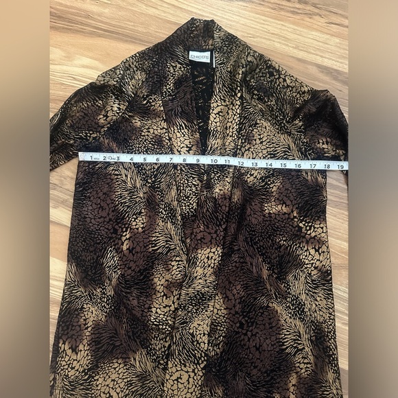 CHICO’S Women's Size 0  Us (S) Wrap Black/Metallic Gold Long Sleeves Lace-Like - Picture 6 of 6